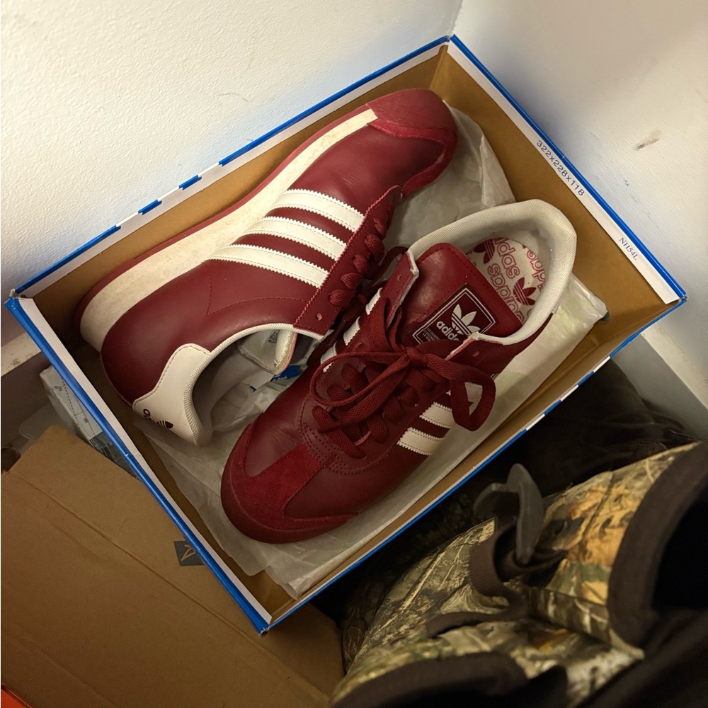 Adidas Samoas